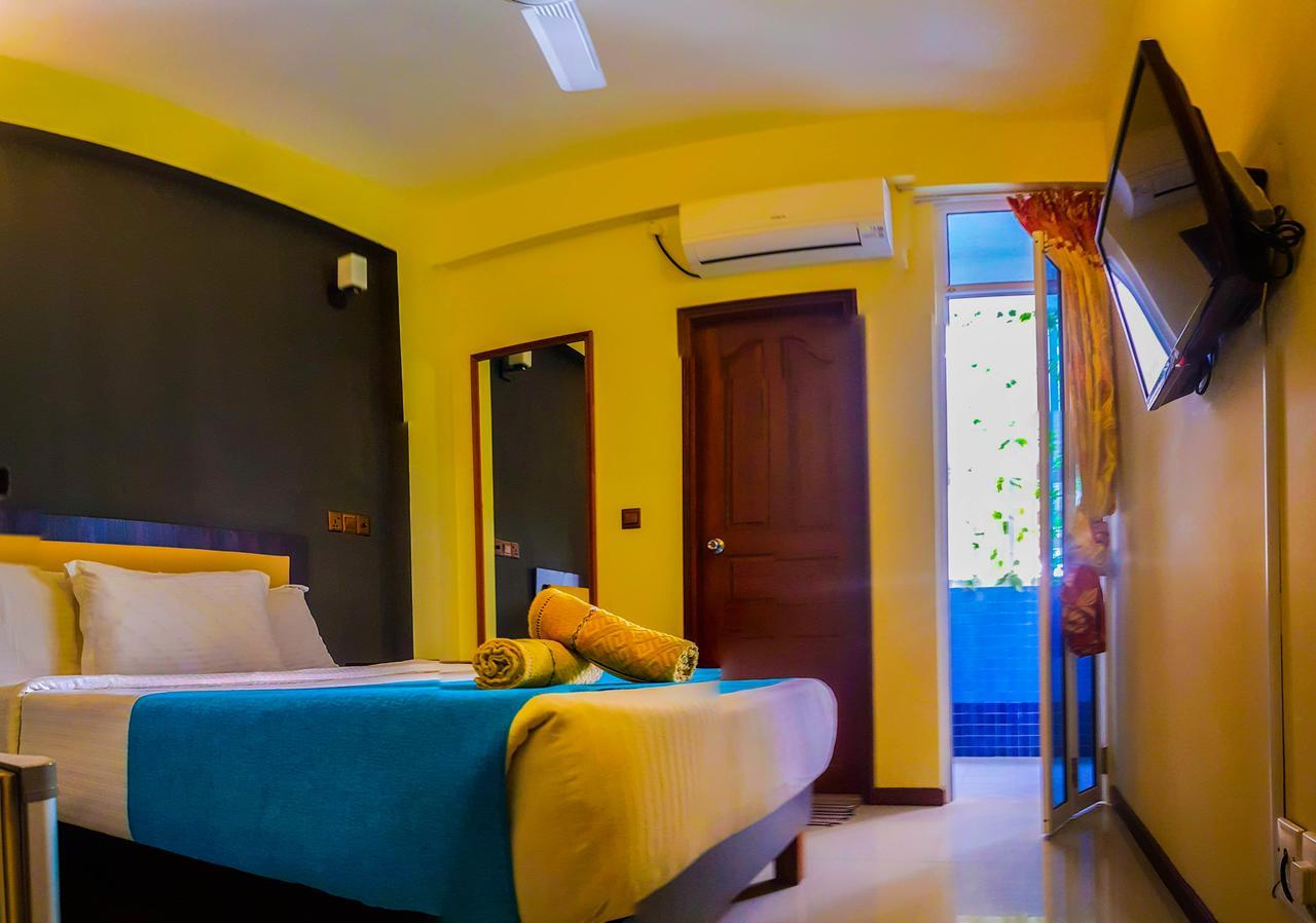 Seasunbeach Hotel Maldives Hulhumalé Exterior foto